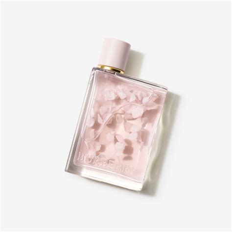 Her Petals Eau De Parfum (Limited Edition) .